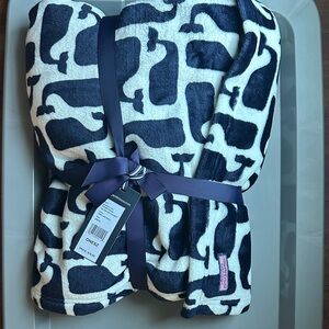 Vineyard Vines Navy and White Whale Fleece Blanket
